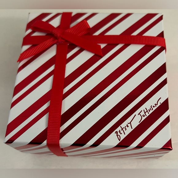 Betsey Johnson Earrings Reindeer Rhinestone Dangle New - Picture 6 of 16